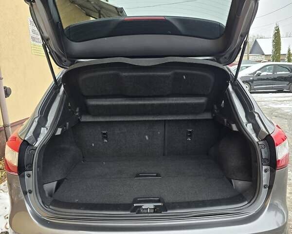 Серый Ниссан Кашкай, объемом двигателя 1.6 л и пробегом 189 тыс. км за 15350 $, фото 26 на Automoto.ua