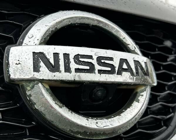 Серый Ниссан Кашкай, объемом двигателя 1.5 л и пробегом 228 тыс. км за 14100 $, фото 5 на Automoto.ua