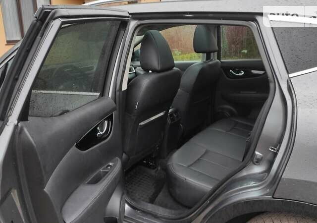 Сірий Ніссан Кашкай, об'ємом двигуна 1.6 л та пробігом 163 тис. км за 14900 $, фото 5 на Automoto.ua