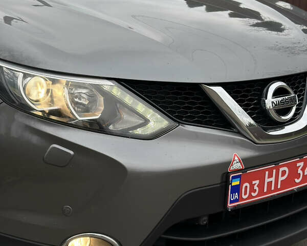 Сірий Ніссан Кашкай, об'ємом двигуна 1.5 л та пробігом 175 тис. км за 14600 $, фото 3 на Automoto.ua