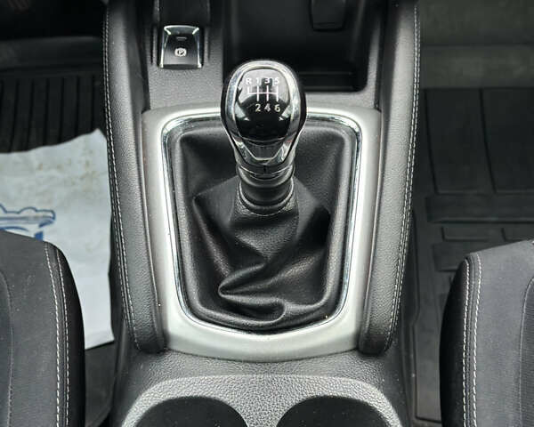 Сірий Ніссан Кашкай, об'ємом двигуна 1.5 л та пробігом 175 тис. км за 14600 $, фото 32 на Automoto.ua