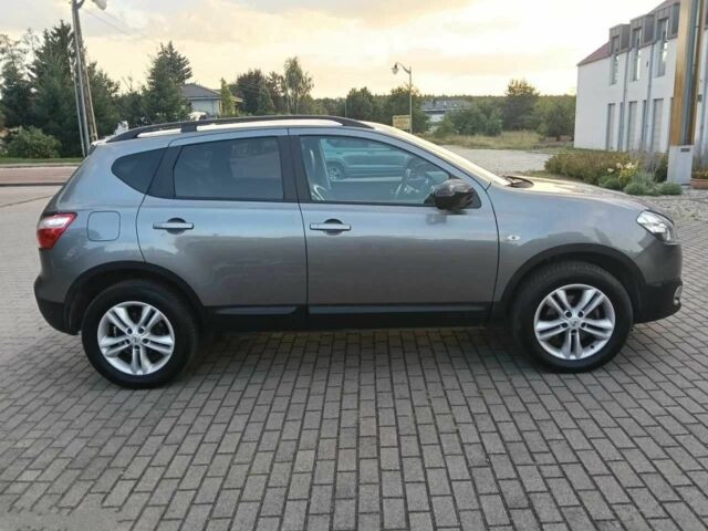 Сірий Ніссан Кашкай, об'ємом двигуна 1.5 л та пробігом 150 тис. км за 9900 $, фото 2 на Automoto.ua