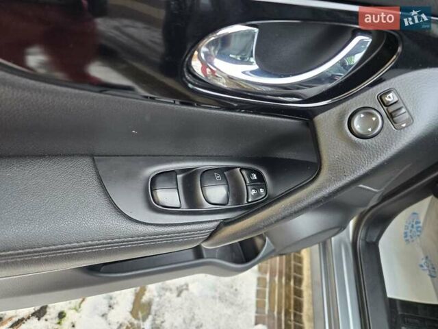 Серый Ниссан Кашкай, объемом двигателя 1.6 л и пробегом 189 тыс. км за 15350 $, фото 31 на Automoto.ua