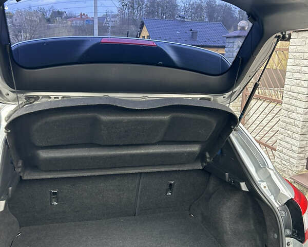 Сірий Ніссан Кашкай, об'ємом двигуна 1.2 л та пробігом 96 тис. км за 11700 $, фото 24 на Automoto.ua