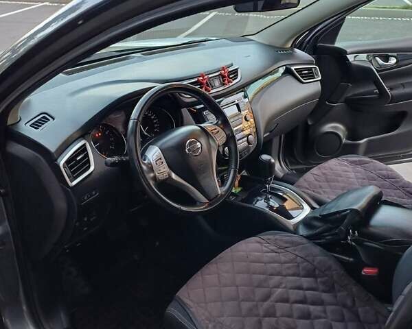 Серый Ниссан Кашкай, объемом двигателя 2 л и пробегом 155 тыс. км за 15400 $, фото 10 на Automoto.ua
