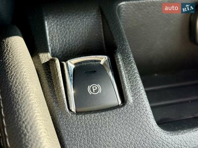 Серый Ниссан Кашкай, объемом двигателя 1.6 л и пробегом 173 тыс. км за 16000 $, фото 17 на Automoto.ua