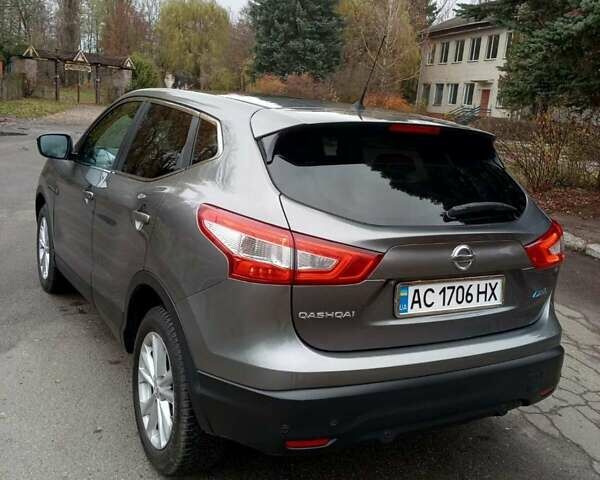 Серый Ниссан Кашкай, объемом двигателя 1.5 л и пробегом 217 тыс. км за 14800 $, фото 4 на Automoto.ua
