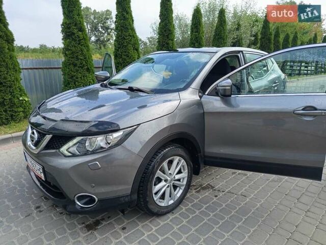 Серый Ниссан Кашкай, объемом двигателя 1.5 л и пробегом 213 тыс. км за 15000 $, фото 2 на Automoto.ua