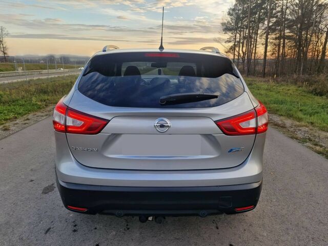 Сірий Ніссан Кашкай, об'ємом двигуна 1.6 л та пробігом 86 тис. км за 5400 $, фото 5 на Automoto.ua