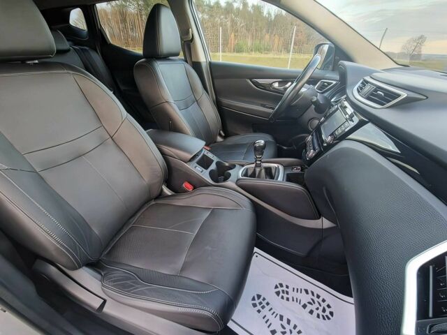 Сірий Ніссан Кашкай, об'ємом двигуна 1.6 л та пробігом 86 тис. км за 5400 $, фото 11 на Automoto.ua