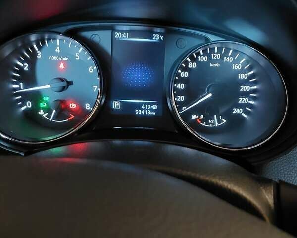 Серый Ниссан Кашкай, объемом двигателя 1.2 л и пробегом 93 тыс. км за 13400 $, фото 7 на Automoto.ua