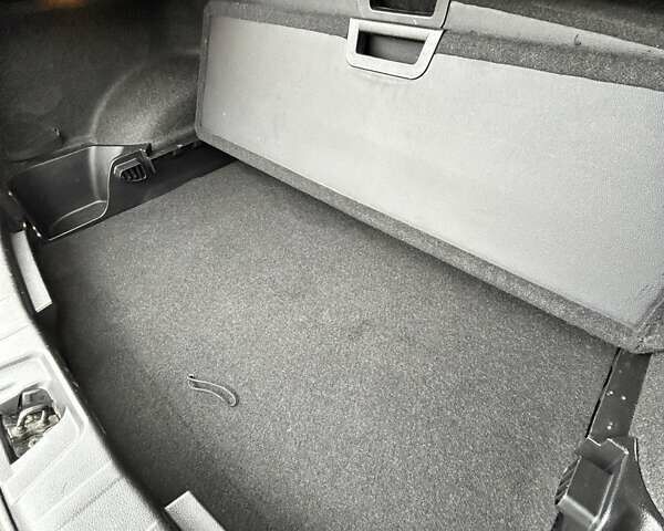 Серый Ниссан Кашкай, объемом двигателя 1.5 л и пробегом 228 тыс. км за 14100 $, фото 14 на Automoto.ua