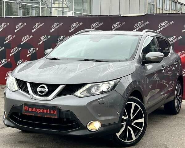 Серый Ниссан Кашкай, объемом двигателя 1.5 л и пробегом 228 тыс. км за 14100 $, фото 2 на Automoto.ua