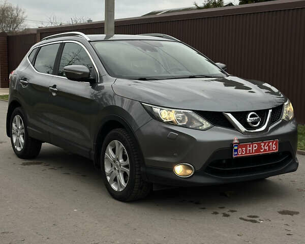 Сірий Ніссан Кашкай, об'ємом двигуна 1.5 л та пробігом 175 тис. км за 14600 $, фото 1 на Automoto.ua