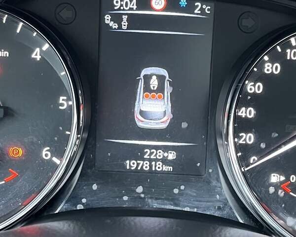 Серый Ниссан Кашкай, объемом двигателя 1.6 л и пробегом 198 тыс. км за 14600 $, фото 24 на Automoto.ua