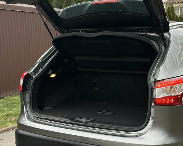 Сірий Ніссан Кашкай, об'ємом двигуна 1.5 л та пробігом 175 тис. км за 14600 $, фото 15 на Automoto.ua