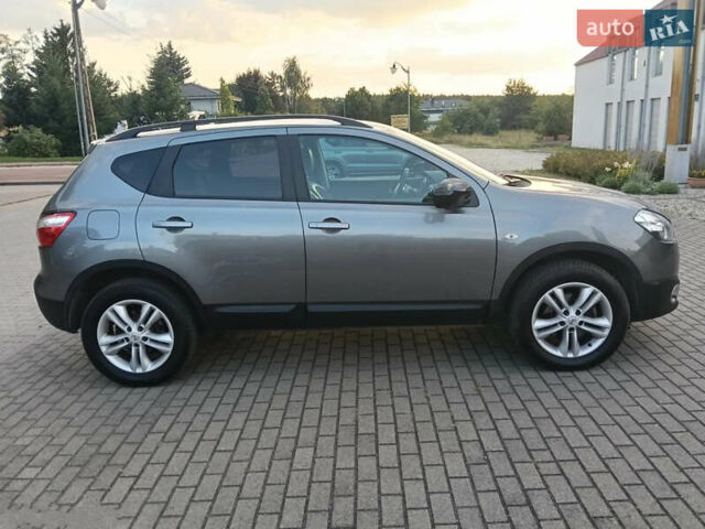 Серый Ниссан Кашкай, объемом двигателя 1.5 л и пробегом 150 тыс. км за 9900 $, фото 2 на Automoto.ua