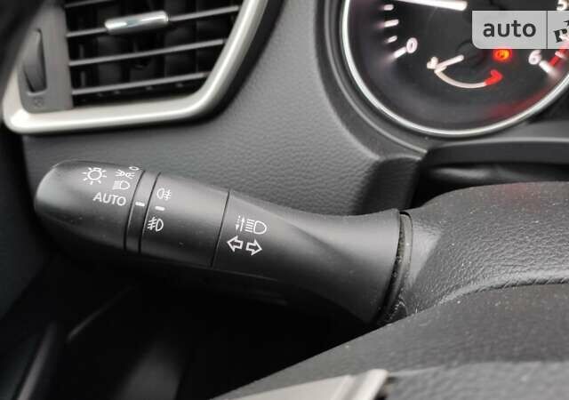 Сірий Ніссан Кашкай, об'ємом двигуна 1.6 л та пробігом 163 тис. км за 14900 $, фото 13 на Automoto.ua