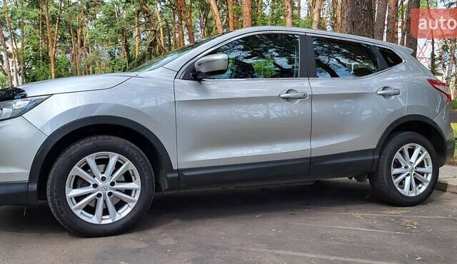 Серый Ниссан Кашкай, объемом двигателя 1.6 л и пробегом 200 тыс. км за 12850 $, фото 18 на Automoto.ua