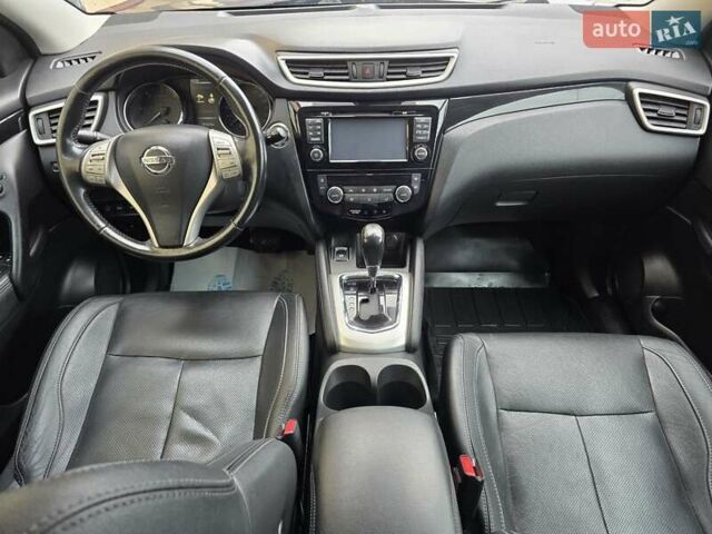 Серый Ниссан Кашкай, объемом двигателя 1.6 л и пробегом 189 тыс. км за 15350 $, фото 33 на Automoto.ua