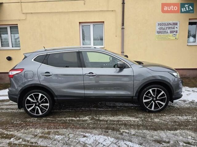 Серый Ниссан Кашкай, объемом двигателя 1.6 л и пробегом 189 тыс. км за 15350 $, фото 5 на Automoto.ua