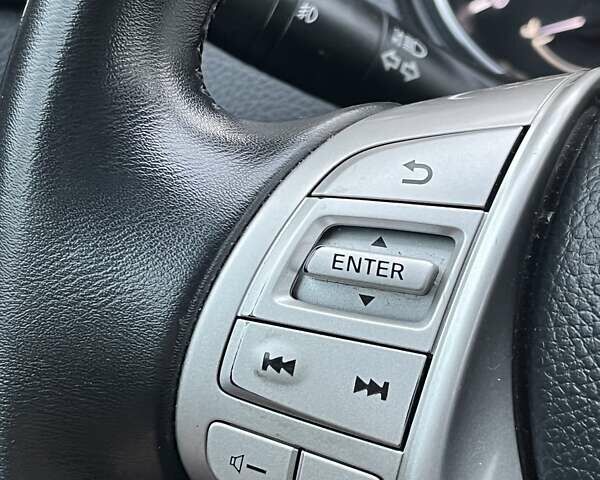 Серый Ниссан Кашкай, объемом двигателя 1.6 л и пробегом 198 тыс. км за 14600 $, фото 29 на Automoto.ua