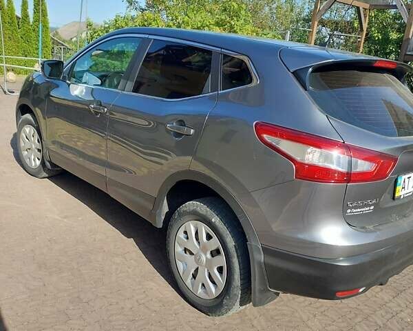 Серый Ниссан Кашкай, объемом двигателя 1.2 л и пробегом 93 тыс. км за 13400 $, фото 18 на Automoto.ua