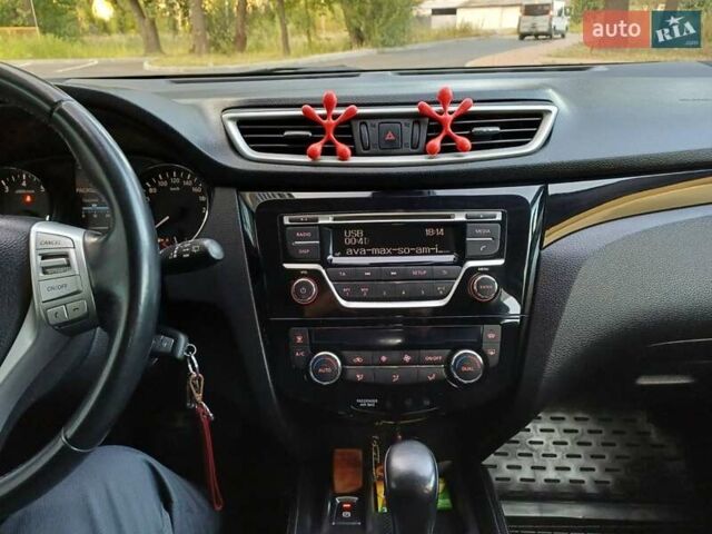 Серый Ниссан Кашкай, объемом двигателя 2 л и пробегом 155 тыс. км за 15400 $, фото 9 на Automoto.ua