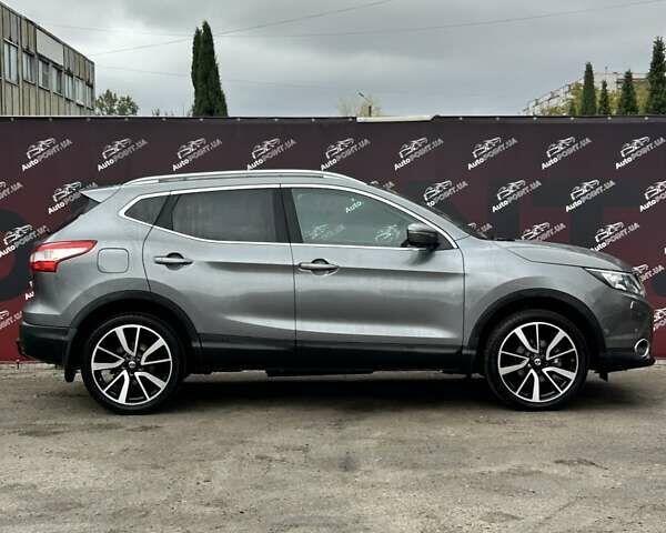 Серый Ниссан Кашкай, объемом двигателя 1.5 л и пробегом 228 тыс. км за 14100 $, фото 3 на Automoto.ua