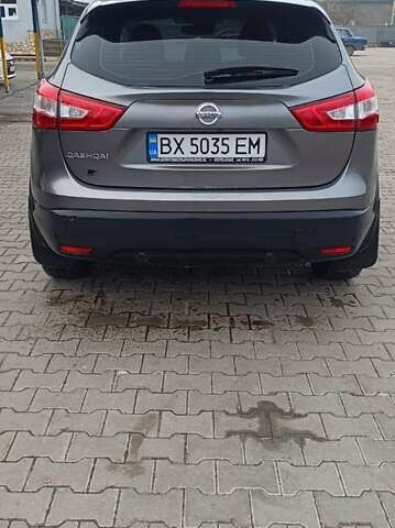 Серый Ниссан Кашкай, объемом двигателя 1.5 л и пробегом 250 тыс. км за 13800 $, фото 5 на Automoto.ua