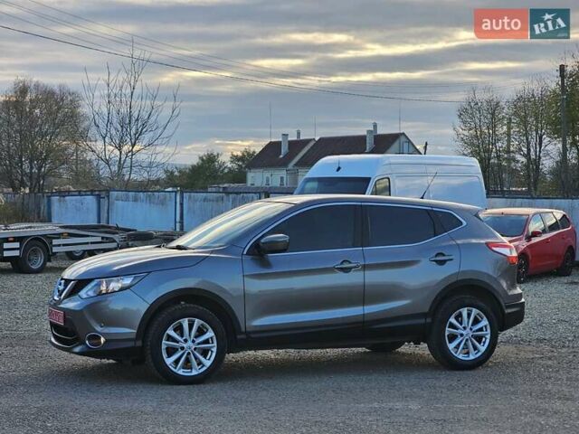 Серый Ниссан Кашкай, объемом двигателя 1.6 л и пробегом 239 тыс. км за 13999 $, фото 1 на Automoto.ua