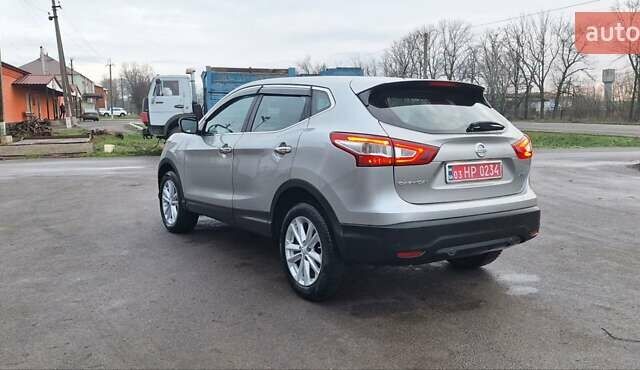 Серый Ниссан Кашкай, объемом двигателя 1.5 л и пробегом 120 тыс. км за 14900 $, фото 111 на Automoto.ua