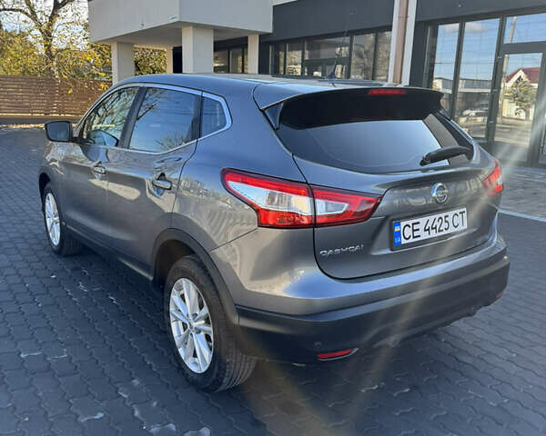 Серый Ниссан Кашкай, объемом двигателя 1.6 л и пробегом 204 тыс. км за 15000 $, фото 4 на Automoto.ua