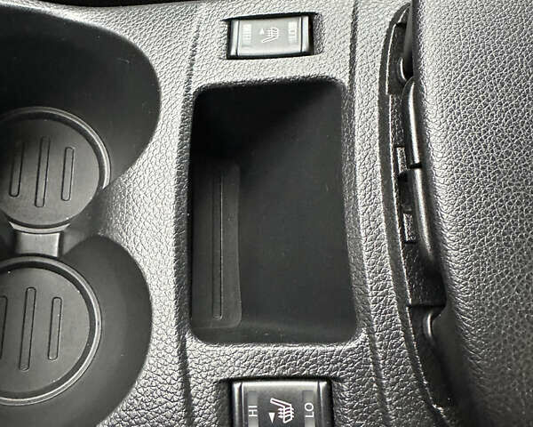 Сірий Ніссан Кашкай, об'ємом двигуна 1.6 л та пробігом 200 тис. км за 16600 $, фото 29 на Automoto.ua