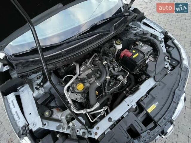 Сірий Ніссан Кашкай, об'ємом двигуна 1.2 л та пробігом 83 тис. км за 13500 $, фото 63 на Automoto.ua