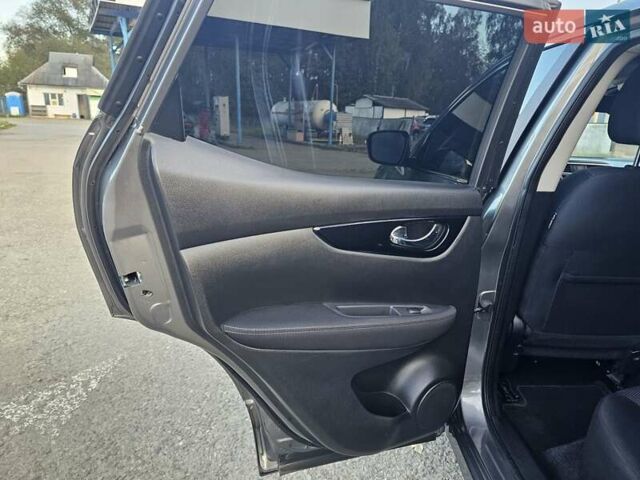 Серый Ниссан Кашкай, объемом двигателя 1.6 л и пробегом 239 тыс. км за 13999 $, фото 32 на Automoto.ua