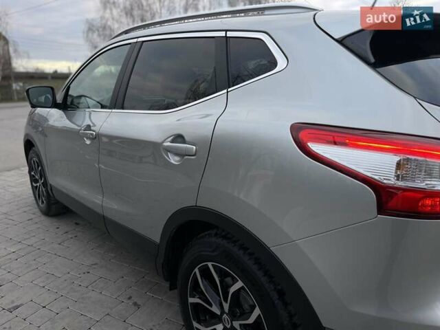 Сірий Ніссан Кашкай, об'ємом двигуна 1.2 л та пробігом 83 тис. км за 13500 $, фото 11 на Automoto.ua