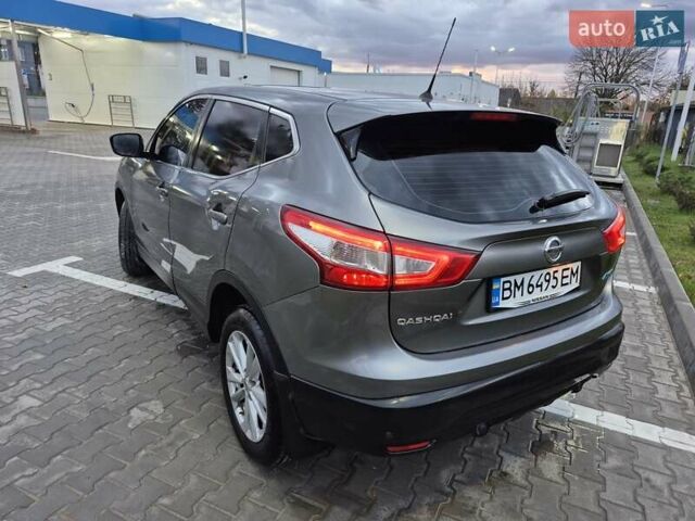 Серый Ниссан Кашкай, объемом двигателя 1.6 л и пробегом 180 тыс. км за 15000 $, фото 1 на Automoto.ua