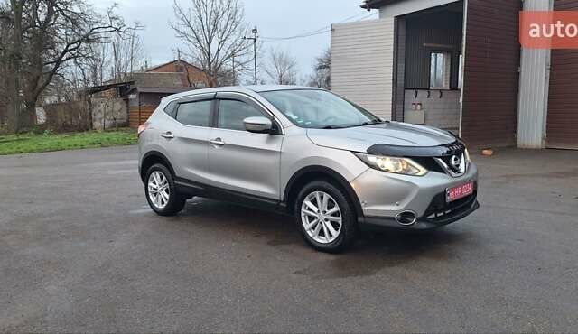 Серый Ниссан Кашкай, объемом двигателя 1.5 л и пробегом 120 тыс. км за 14900 $, фото 106 на Automoto.ua