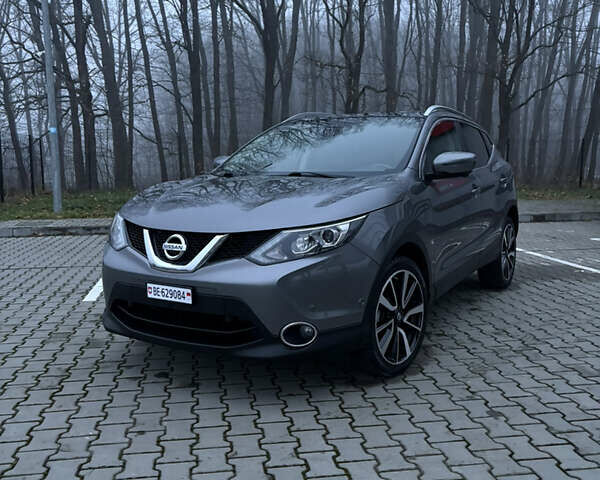Сірий Ніссан Кашкай, об'ємом двигуна 1.6 л та пробігом 177 тис. км за 15499 $, фото 1 на Automoto.ua