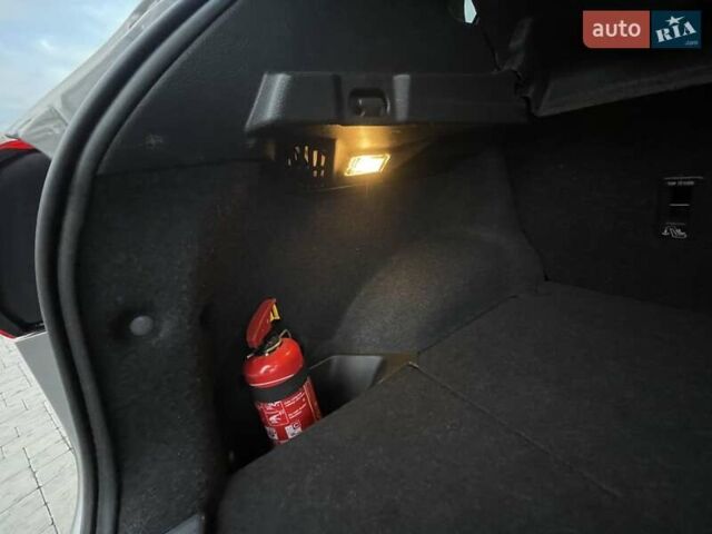 Сірий Ніссан Кашкай, об'ємом двигуна 1.2 л та пробігом 83 тис. км за 13500 $, фото 57 на Automoto.ua