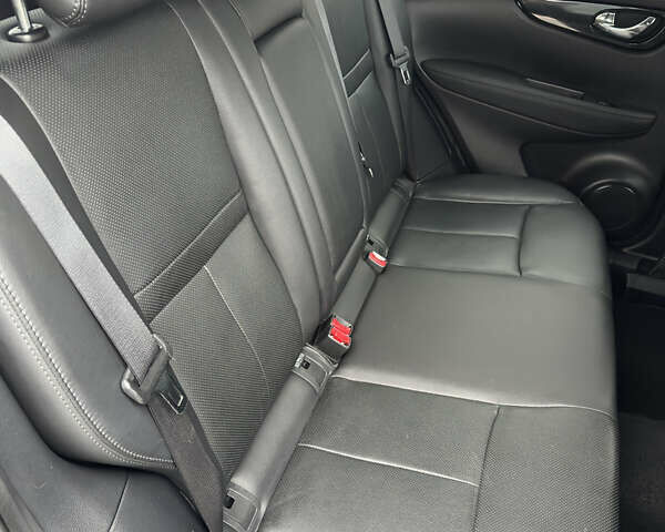 Сірий Ніссан Кашкай, об'ємом двигуна 1.6 л та пробігом 200 тис. км за 16600 $, фото 23 на Automoto.ua