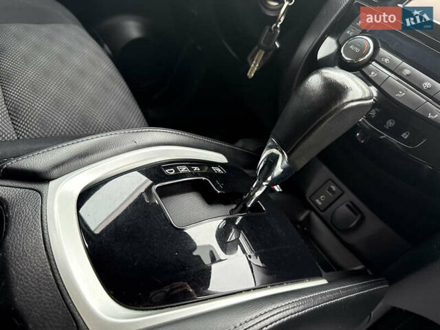 Серый Ниссан Кашкай, объемом двигателя 1.2 л и пробегом 81 тыс. км за 11600 $, фото 49 на Automoto.ua
