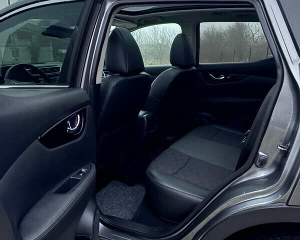 Сірий Ніссан Кашкай, об'ємом двигуна 1.6 л та пробігом 177 тис. км за 15499 $, фото 22 на Automoto.ua