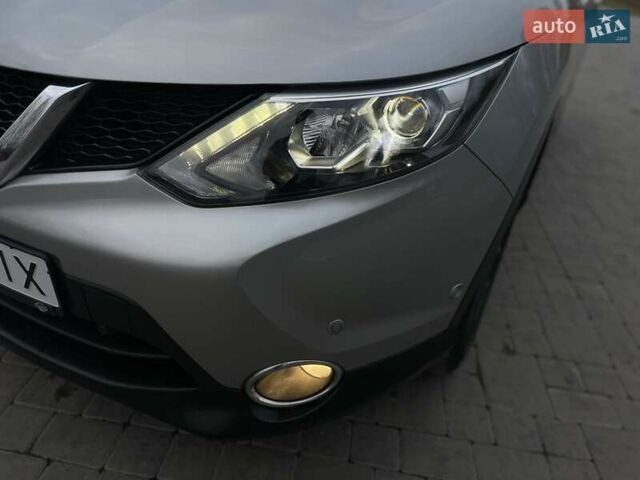 Сірий Ніссан Кашкай, об'ємом двигуна 1.2 л та пробігом 83 тис. км за 13500 $, фото 3 на Automoto.ua