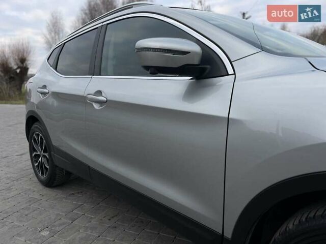 Сірий Ніссан Кашкай, об'ємом двигуна 1.2 л та пробігом 83 тис. км за 13500 $, фото 23 на Automoto.ua