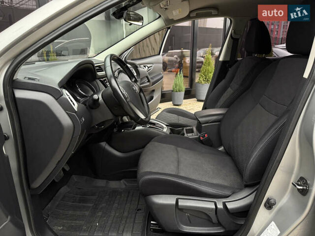 Серый Ниссан Кашкай, объемом двигателя 1.2 л и пробегом 81 тыс. км за 12900 $, фото 11 на Automoto.ua