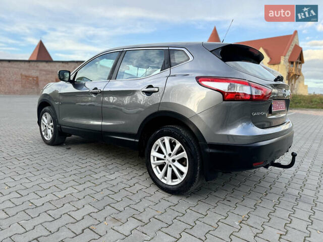 Сірий Ніссан Кашкай, об'ємом двигуна 1.5 л та пробігом 160 тис. км за 15400 $, фото 5 на Automoto.ua