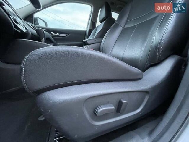 Сірий Ніссан Кашкай, об'ємом двигуна 1.2 л та пробігом 83 тис. км за 13500 $, фото 37 на Automoto.ua