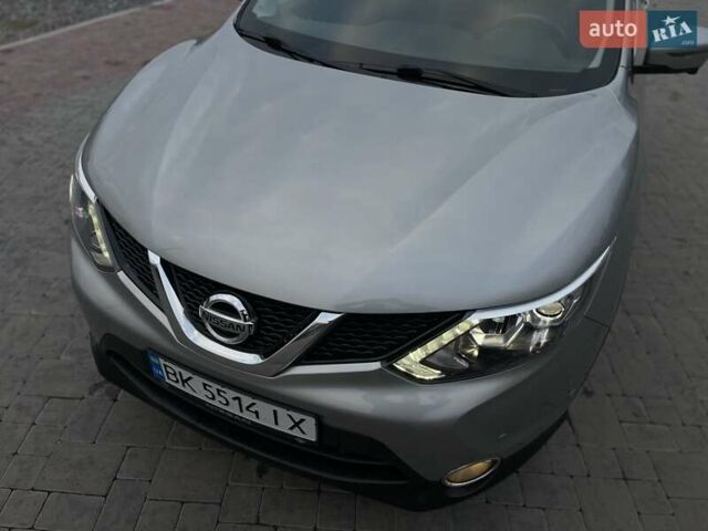 Сірий Ніссан Кашкай, об'ємом двигуна 1.2 л та пробігом 83 тис. км за 13500 $, фото 4 на Automoto.ua